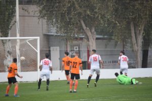 Lances del partido de fútbol entre el Aspe UD y el Catral CF
