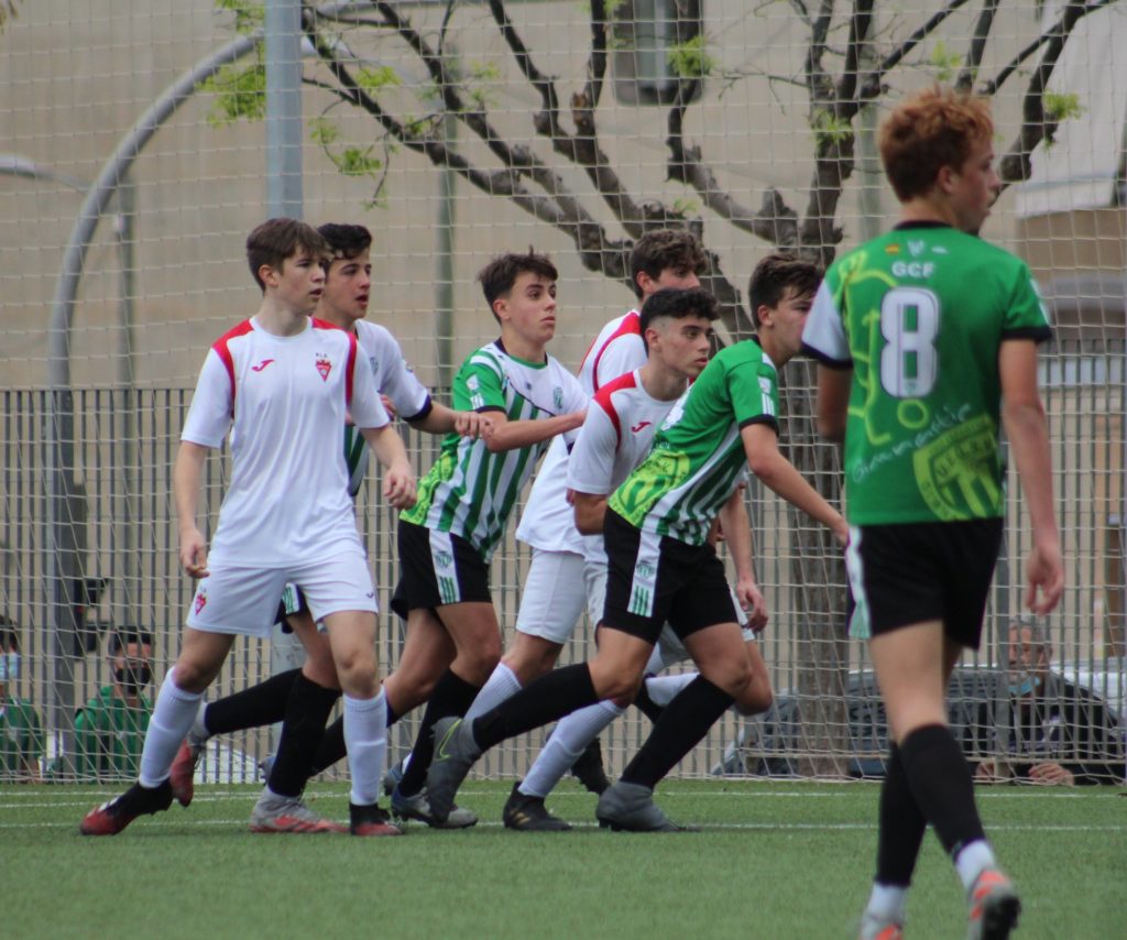 Encuentro frente al Gimnastic de San Vicent