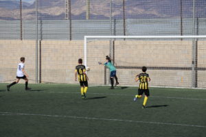 Gol de Luis en la segunda parte