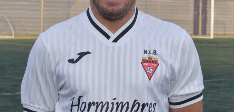 Rafael Pujalte , Quini,  es jugador del equipo Veteranos del Aspe Unión Deportiva