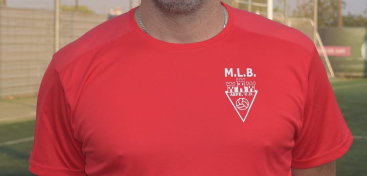 Antonio García Mira - Carasa , es jugador del Aspe UD Veteranos