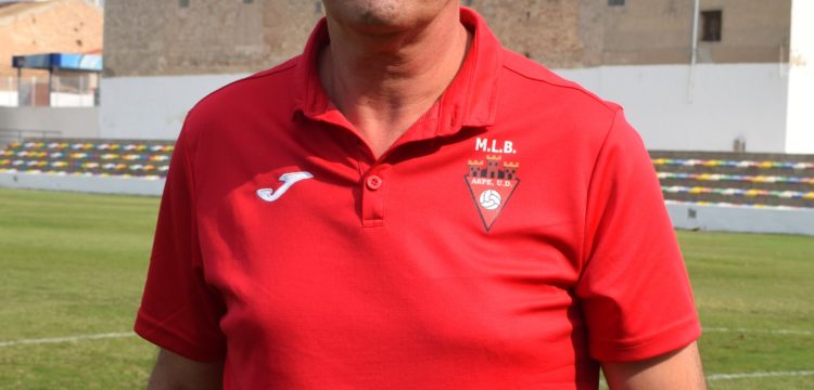 Miguel Corbí Carbonell es entrenador del Aspe UD