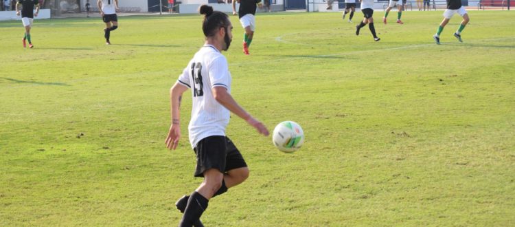 Héctor Cartagena en el encuentro frente al UD Ilicitana