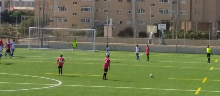 Aspe UD Infantil B enfretándose al CF Barrio de San Gabriel