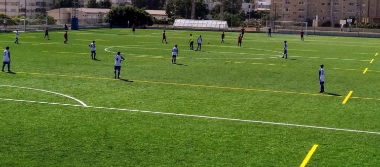 Aspe UD Infantil B enfretándose al CF Barrio de San Gabriel