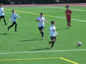 Victoria del benjamín C frente al Elda Unión CF C